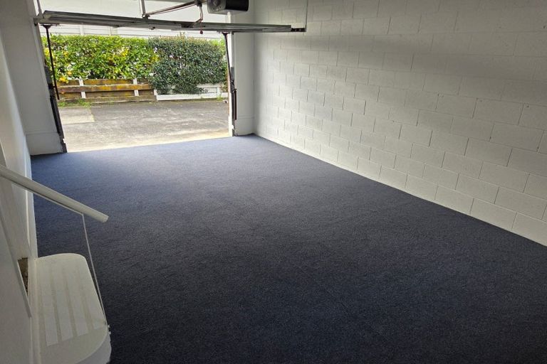Photo of property in 1/59 The Boulevard, Sunnyhills, Auckland, 2010