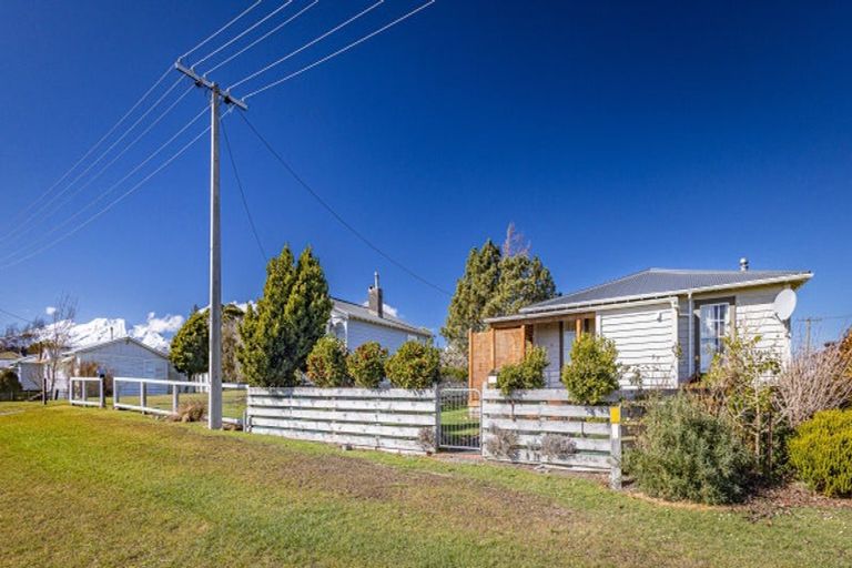Photo of property in 100 Ruapehu Road, Ohakune, 4625