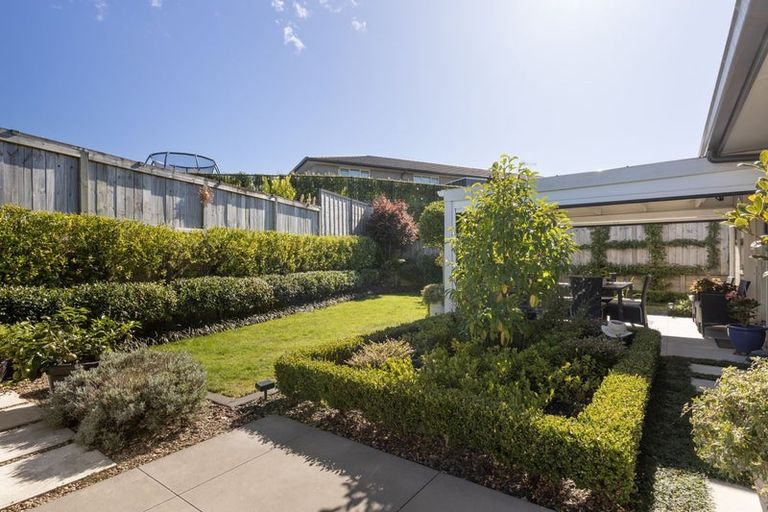 Photo of property in Waterview Estate, 60/4 Greystone Place, Omokoroa, 3114
