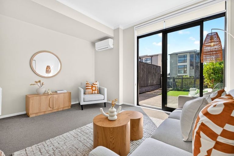 Photo of property in 46 Hobsonville Point Road, Hobsonville, Auckland, 0616