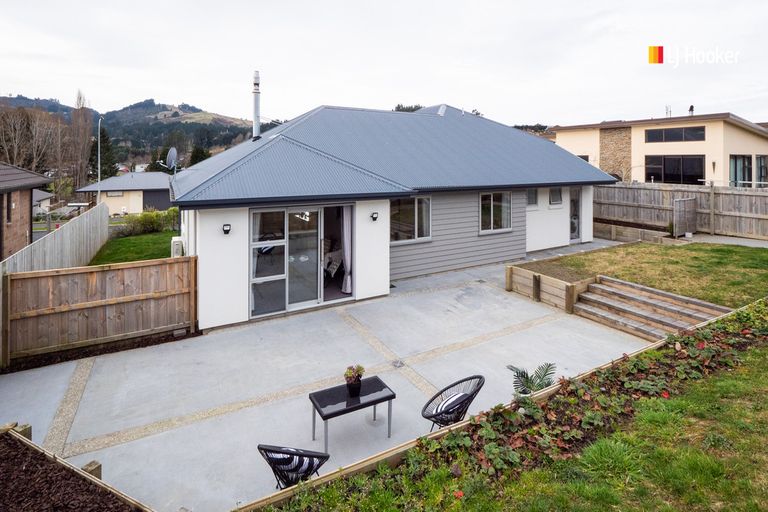 Photo of property in 30 Grandvista Drive, Green Island, Dunedin, 9018