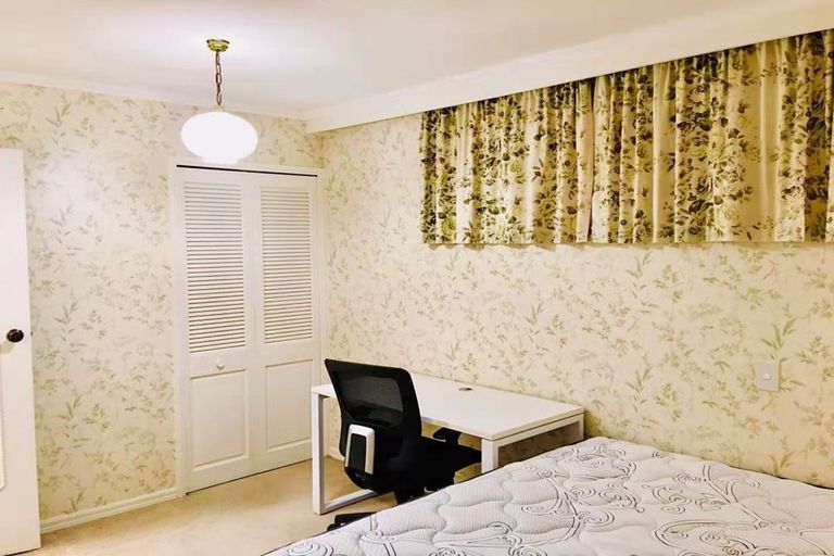 Photo of property in 3 Chamberlain Road, Karori, Wellington, 6012