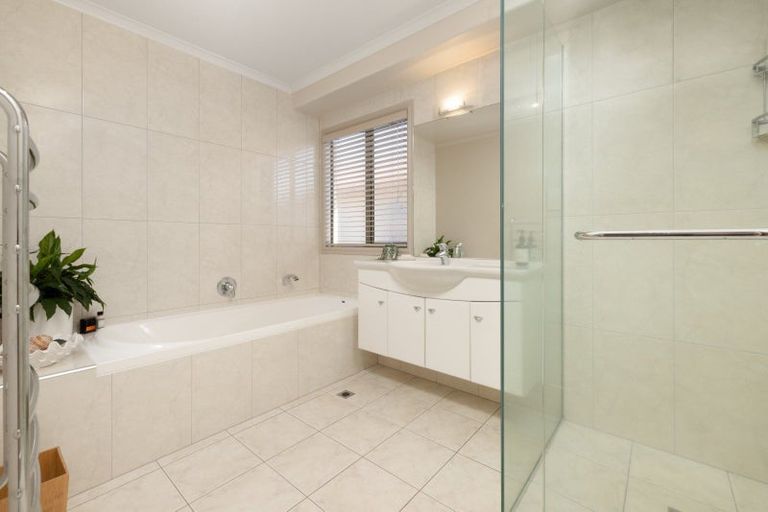 Photo of property in 19 Edgecumbe Road, Tauranga, 3110