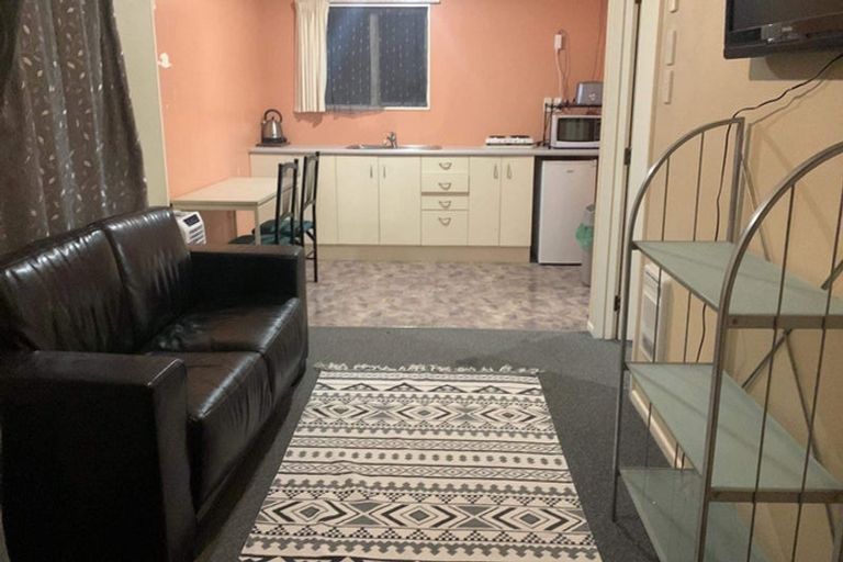 Photo of property in Gore Motor Camp, 35 Broughton Street, Gore, 9710