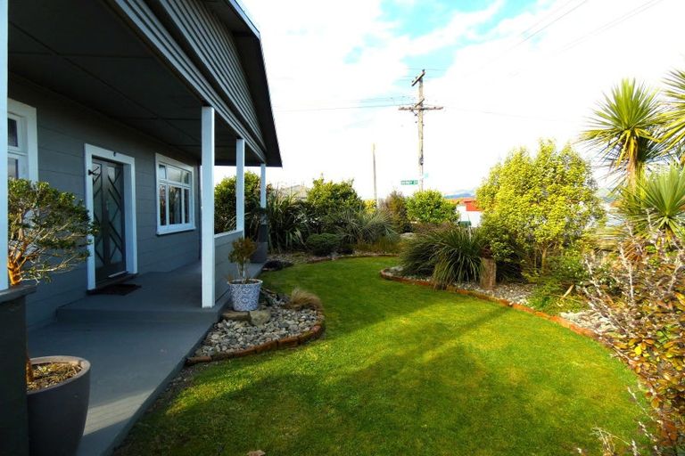 Photo of property in 53 Bright Street, Westport, 7825