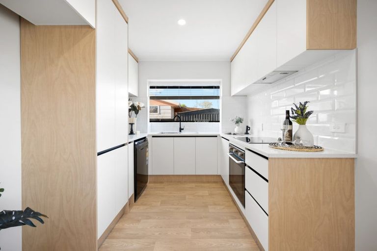 Photo of property in 15c Breckons Avenue, Nawton, Hamilton, 3200