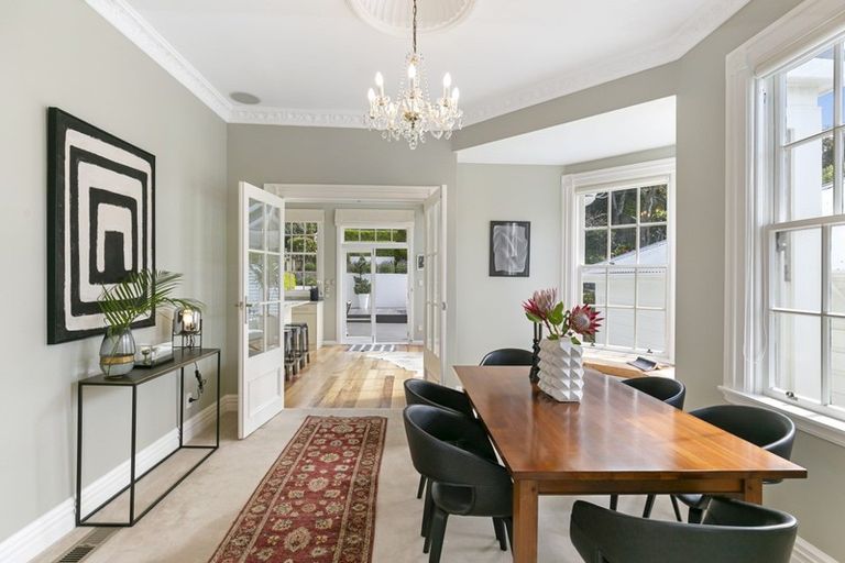 Photo of property in 26 Talavera Terrace, Kelburn, Wellington, 6012