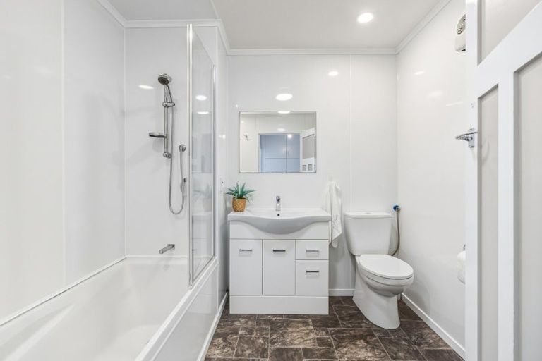 Photo of property in 129 Church Street, Onerahi, Whangarei, 0110