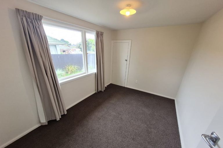 Photo of property in 1/128 Foremans Road, Islington, Christchurch, 8042