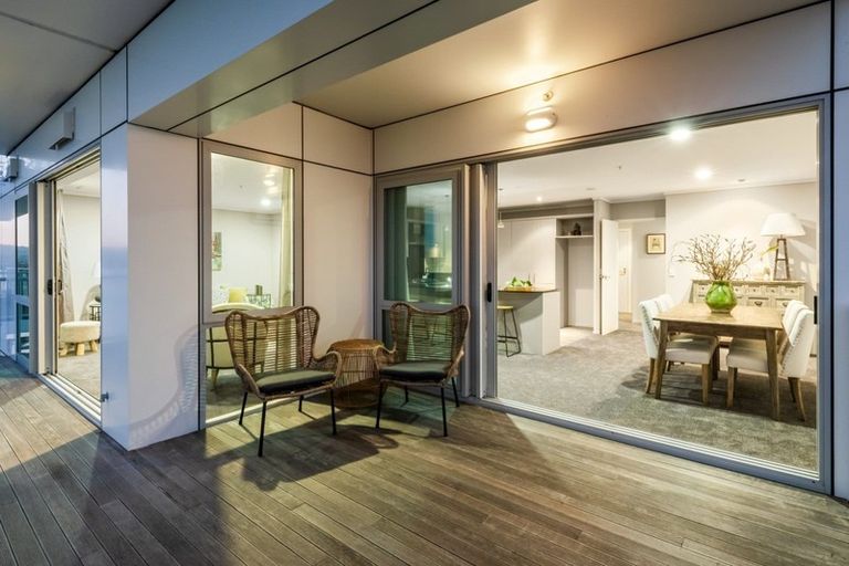 Photo of property in 14/72d Devonport Road, Tauranga, 3110