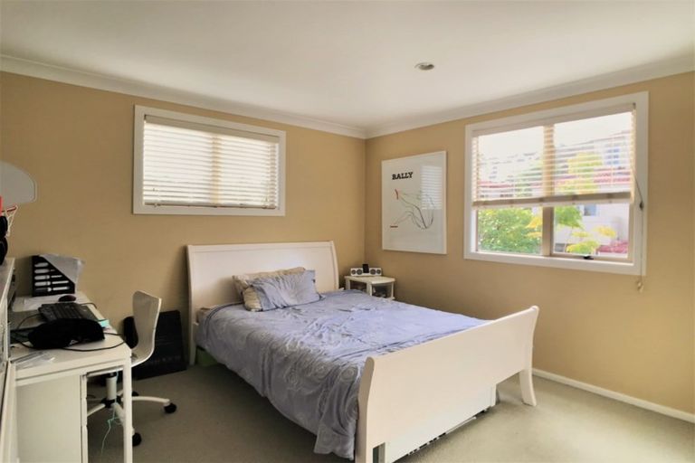 Photo of property in 17 Belle Verde Drive, Sunnynook, Auckland, 0630