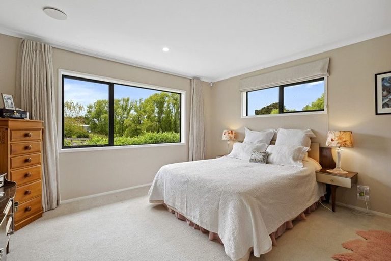 Photo of property in 34 Arone Way, Wainui, 0994