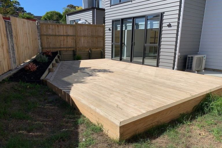 Photo of property in 56b Jandell Crescent, Bucklands Beach, Auckland, 2014