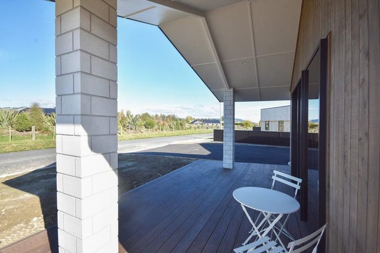 Photo of property in 44 Constitution Avenue, Milton, 9220