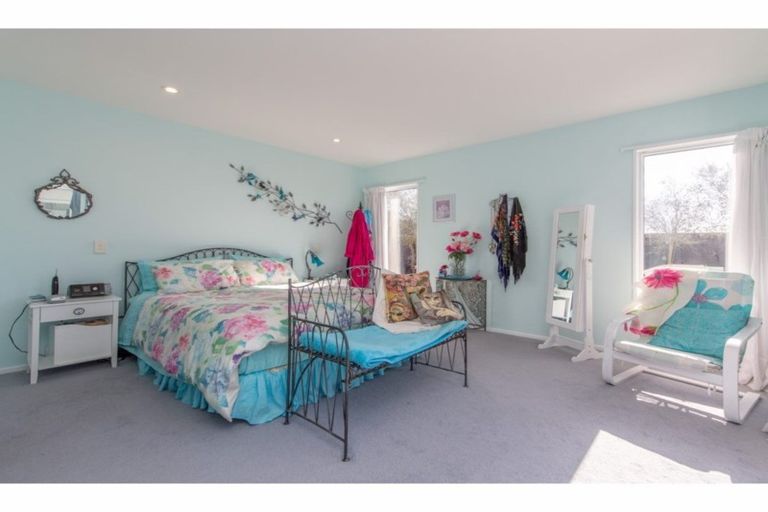 Photo of property in 3 Te Wairewa Street, Pegasus, 7612