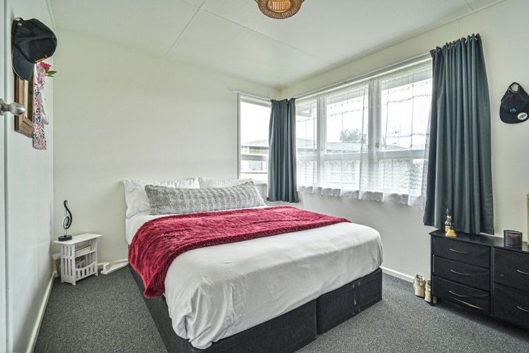 Photo of property in 12 Liverpool Crescent, Flaxmere, Hastings, 4120
