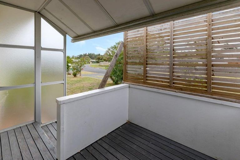 Photo of property in 28 Moki Place, Ruakaka, 0116