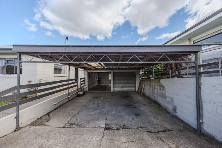 Photo of property in 12 Mersey Street, South Hill, Oamaru, 9400