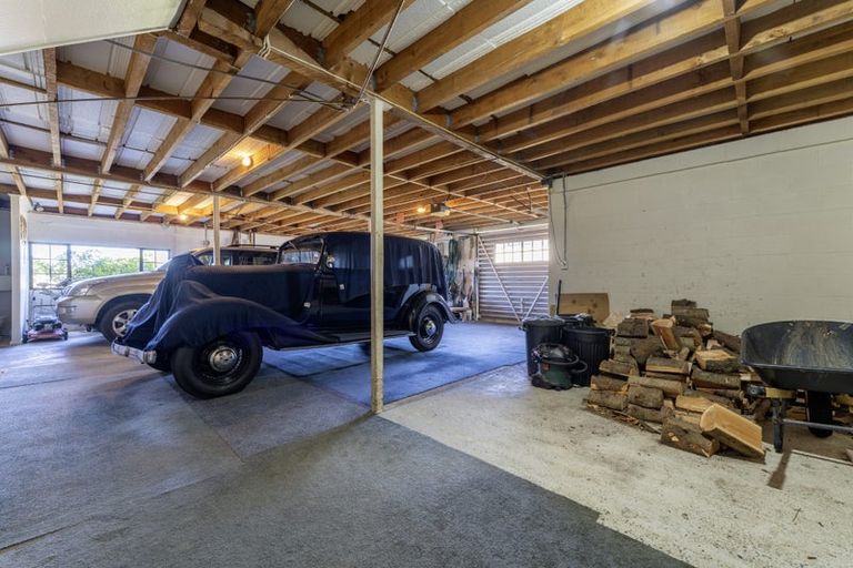 Photo of property in 21 Leven Street, South Hill, Oamaru, 9400