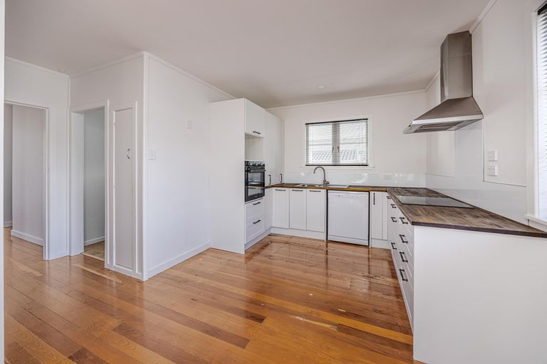 Photo of property in 1/7 Menary Street, Papakura, 2110
