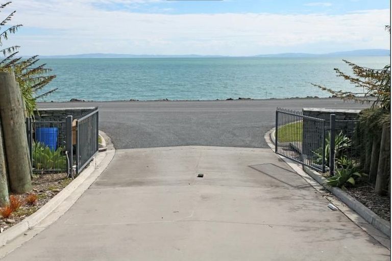 Photo of property in 12 Ngarimu Heights Row, Ngarimu Bay, Thames, 3575