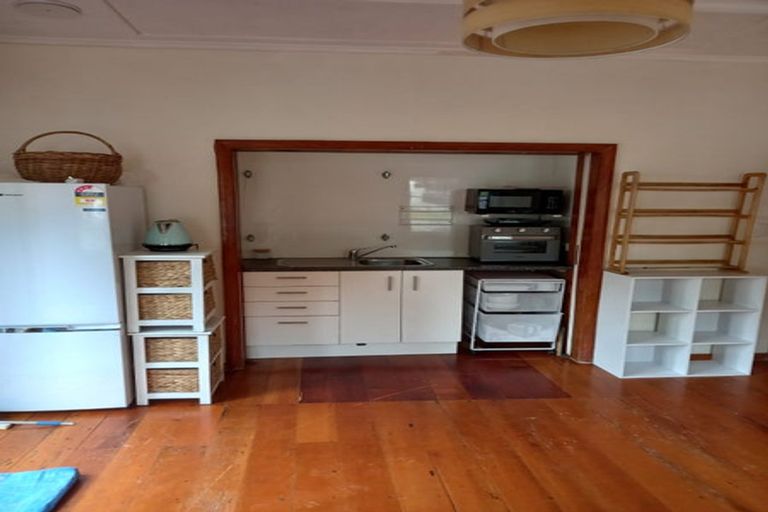 Photo of property in 1/49 Albert Road, Devonport, Auckland, 0624