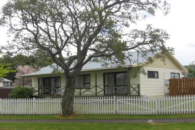 Photo of property in 136 Sinclair Terrace, Te Awamutu, 3800