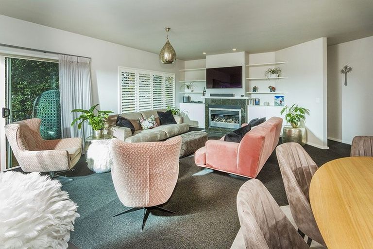 Photo of property in 24 Muritai Road, Milford, Auckland, 0620