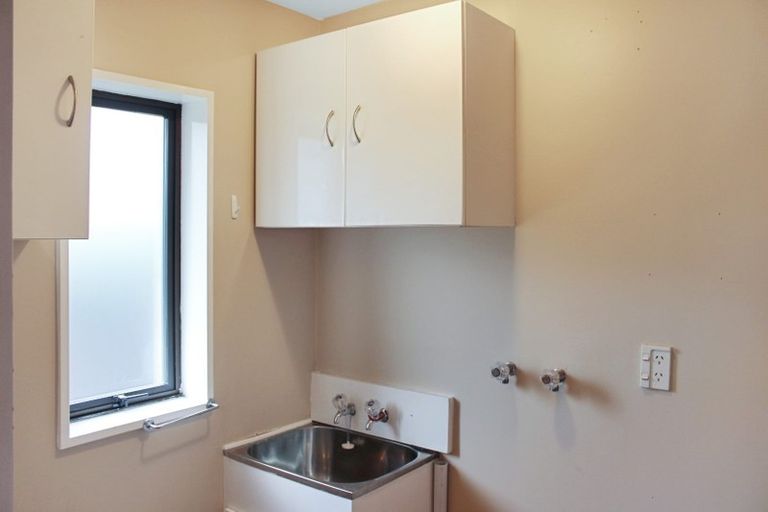 Photo of property in 2/26 Wiremu Street, Redwood, Christchurch, 8051