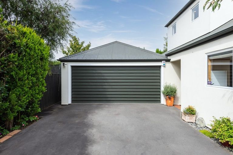 Photo of property in 2/38 Dover Street, St Albans, Christchurch, 8014