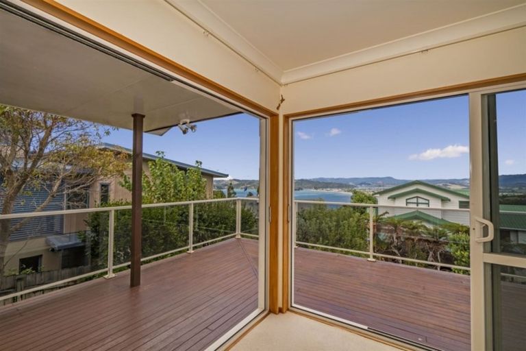 Photo of property in 101 Centennial Drive, Whitianga, 3510