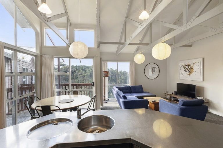 Photo of property in 148a Raroa Road, Aro Valley, Wellington, 6012