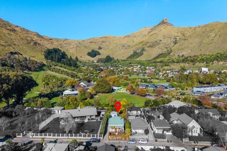 Photo of property in 18 Rollin Street, Heathcote Valley, Christchurch, 8022