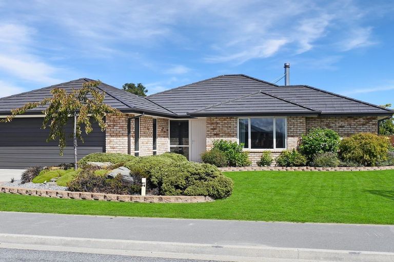 Photo of property in 6 Greenfield Place, Twizel, 7901