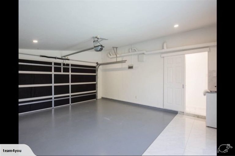 Photo of property in 313 Hobsonville Road, Hobsonville, Auckland, 0618