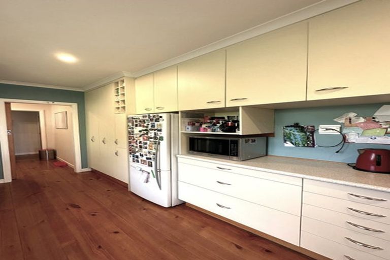 Photo of property in 18 Whitby Road, Britannia Heights, Nelson, 7010