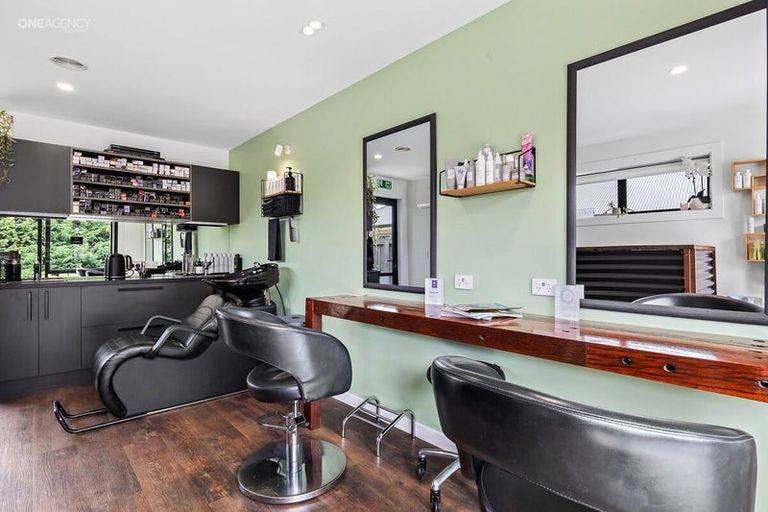 Photo of property in 71 Gladstone Road, Woodend, 7610