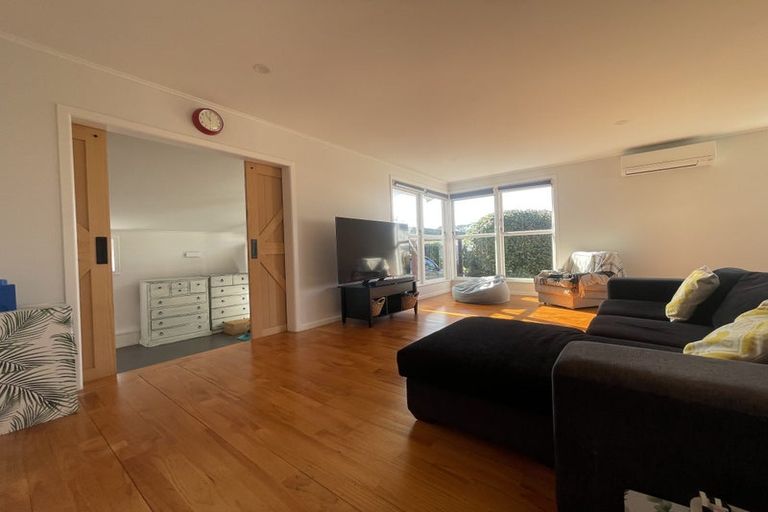 Photo of property in 8 Pandora Place, Pakuranga, Auckland, 2010