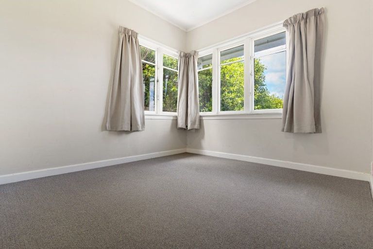 Photo of property in 68 Moa Road, Point Chevalier, Auckland, 1022