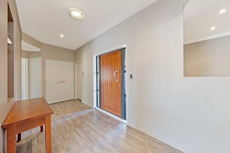 Photo of property in 22 Pollock Place, Rolleston, 7614