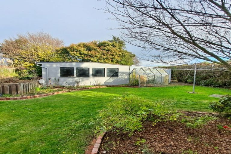 Photo of property in 5 Breadalbine Street, Balclutha, 9230
