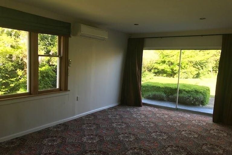 Photo of property in 254 Ilam Road, Burnside, Christchurch, 8053