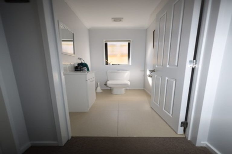 Photo of property in 11 Ballintoy Park Drive, Welcome Bay, Tauranga, 3175