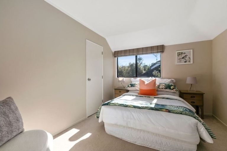 Photo of property in 1/26 Centorian Drive, Windsor Park, Auckland, 0632