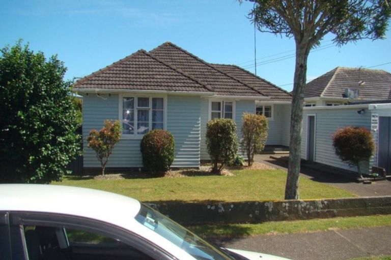 Photo of property in 11 Oriental Street, Welbourn, New Plymouth, 4312