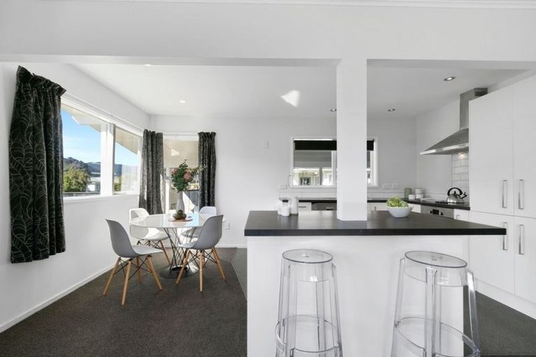 Photo of property in 253 Wellington Road, Wainuiomata, Lower Hutt, 5014