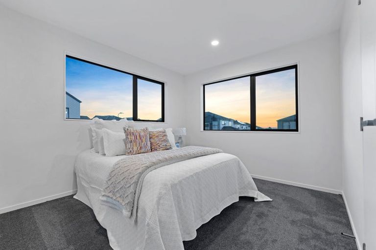 Photo of property in 27 Tannaghmore Drive, Flat Bush, 2019