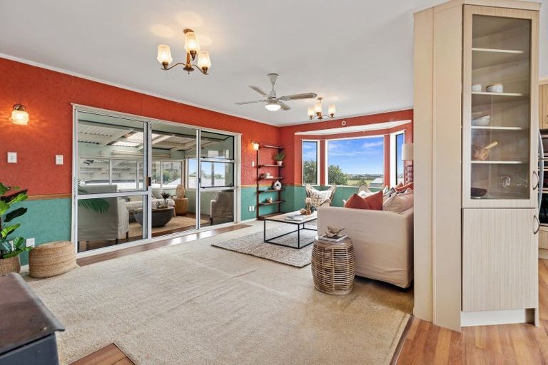 Photo of property in 62 Atuaroa Avenue, Te Puke, 3119