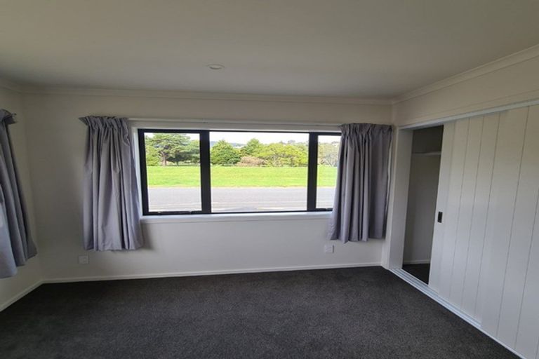 Photo of property in 28 Manor Park Road, Manor Park, Lower Hutt, 5019