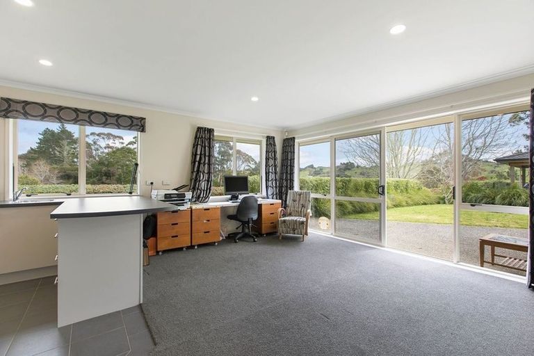 Photo of property in 24 Windmill Drive, Wainui, Silverdale, 0992